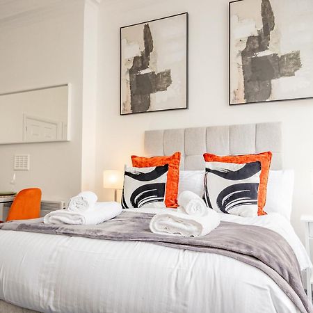 Guest Homes - The Station Studio Worcester Ngoại thất bức ảnh