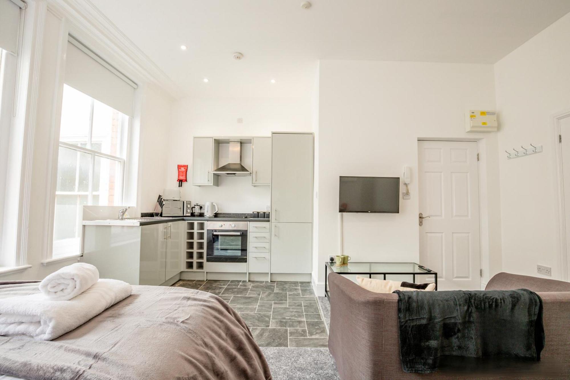 Guest Homes - The Station Studio Worcester Ngoại thất bức ảnh