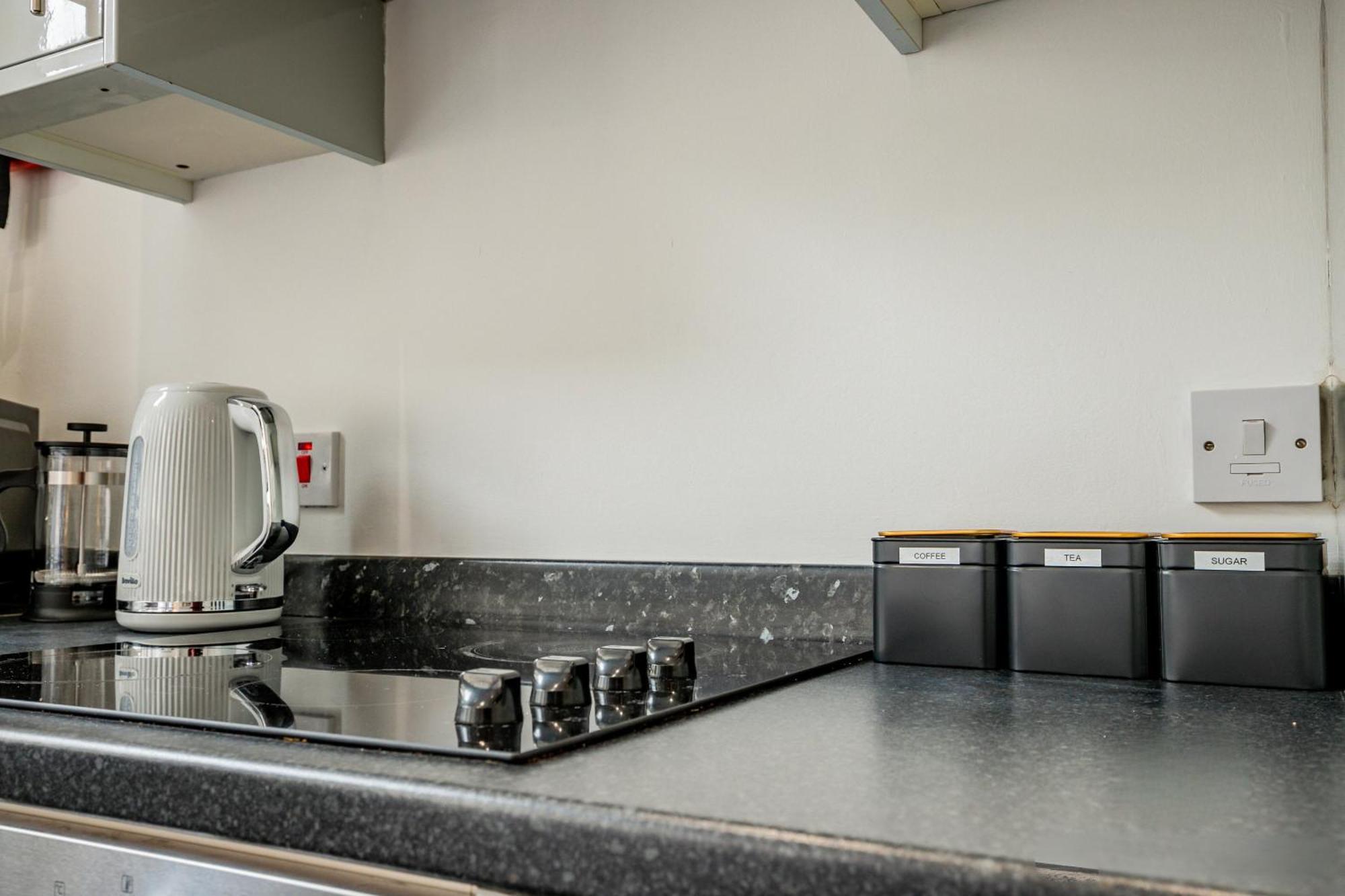 Guest Homes - The Station Studio Worcester Ngoại thất bức ảnh