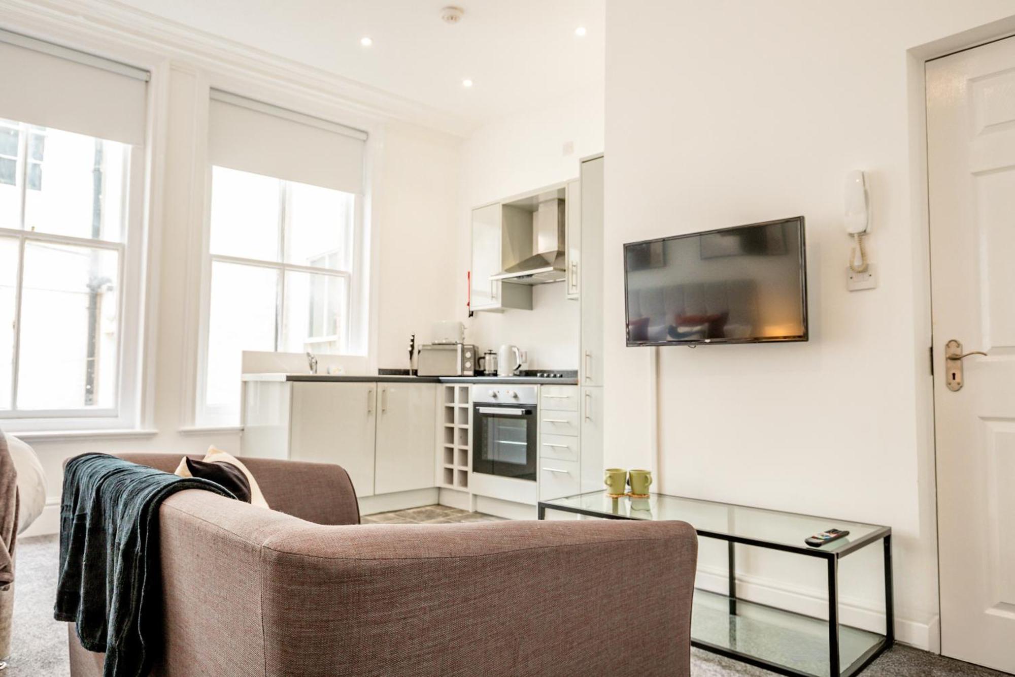 Guest Homes - The Station Studio Worcester Ngoại thất bức ảnh